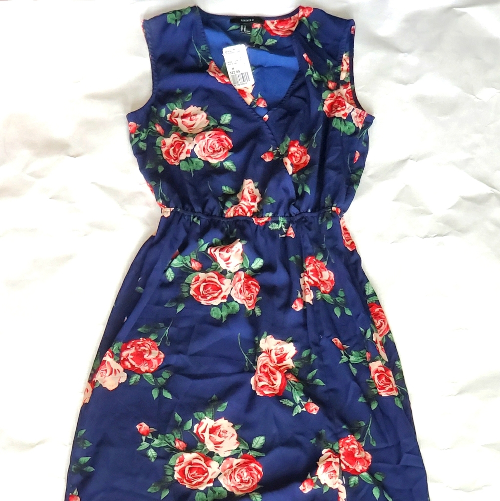 F21 - Floral Maxi Dress Size M